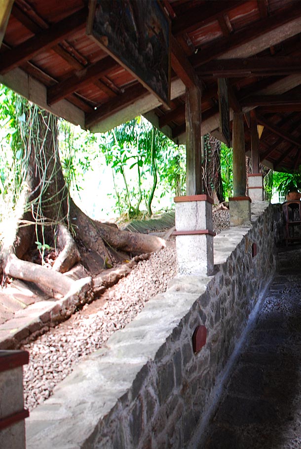 The stony walk down to the edge of the river