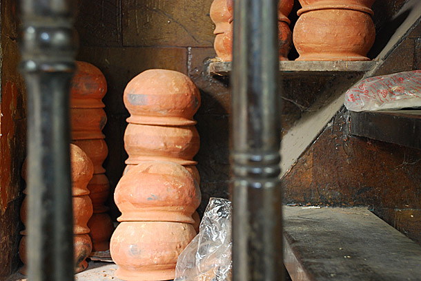 The clay pots to hold Rôshogollas @traditional sweet shop in Kolkata