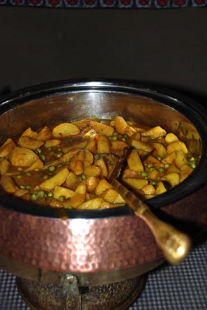 Potato & Peas Curry