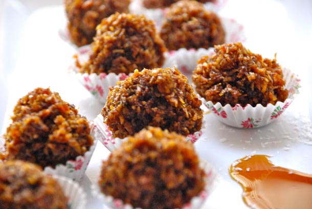 A Tale of 2 Cities And Gurer Naru/Coconut Jaggery Truffle