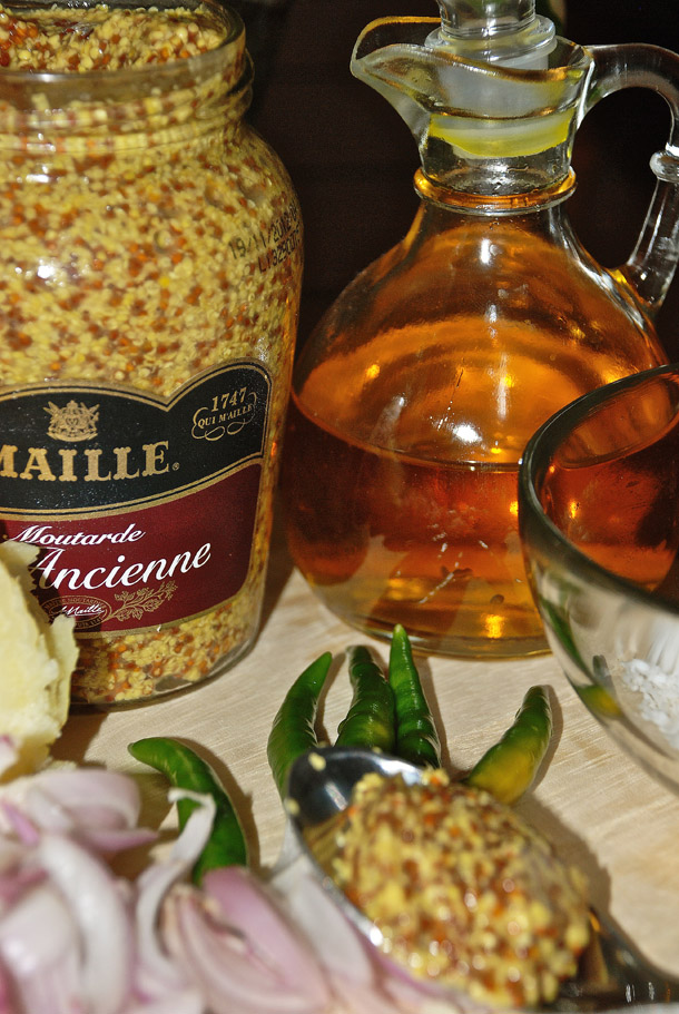 Mustard Paste, Mustard Oil, Green Chillis