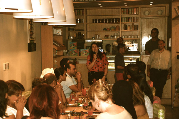 Dareen from BookMunch introduces me 