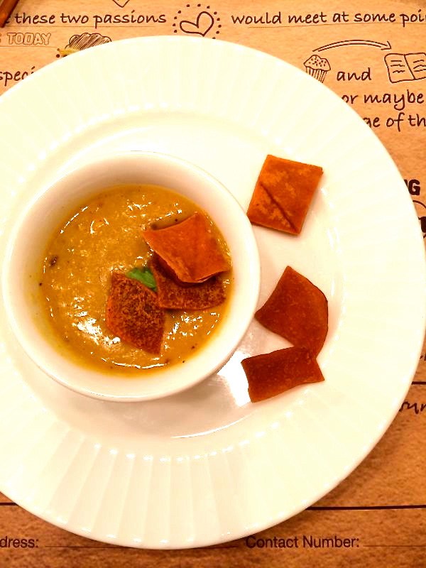 Traditional Cholar Daal with Arabic Fatoush bread