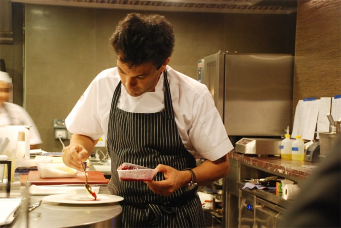 Chef Vikas Khanna in Junoon Dubai Chef Vikas Khanna in Junoon Dubai