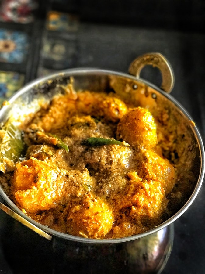Bengali Aloor Dom 