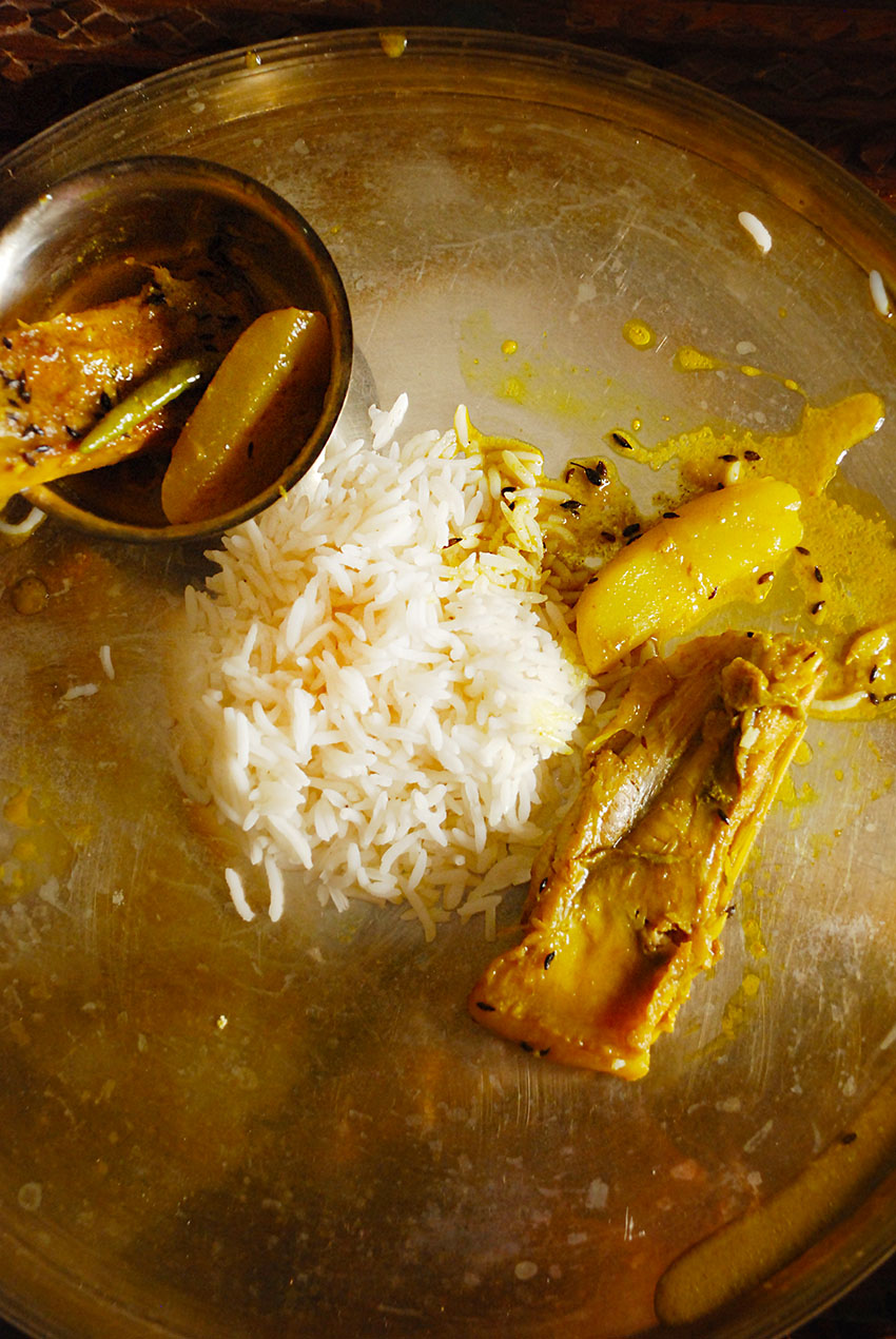 Kata fish cooked in a light gravy