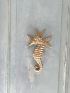 A seahorse doorknob in Birgu
