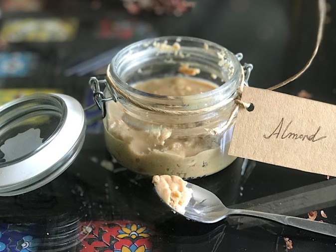 Homemade Almond spread