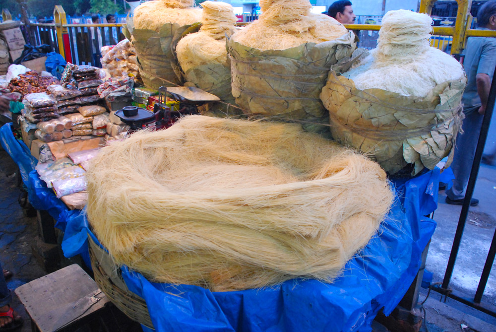 Semaiya sold in the Muslim neighbourhood of Park Circus, Kolkata