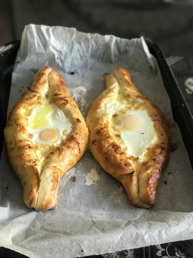 Making of Acharuli, the boat shaped Georgian cheese-bread at home
