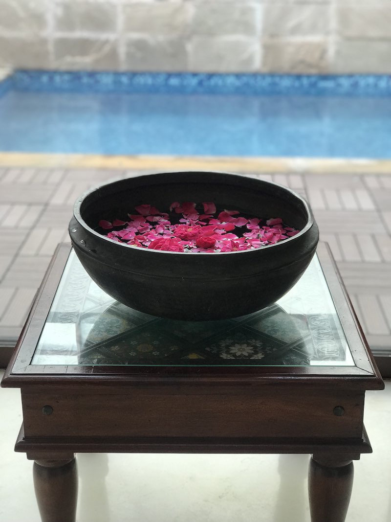 Panni rose in a traditional uruli