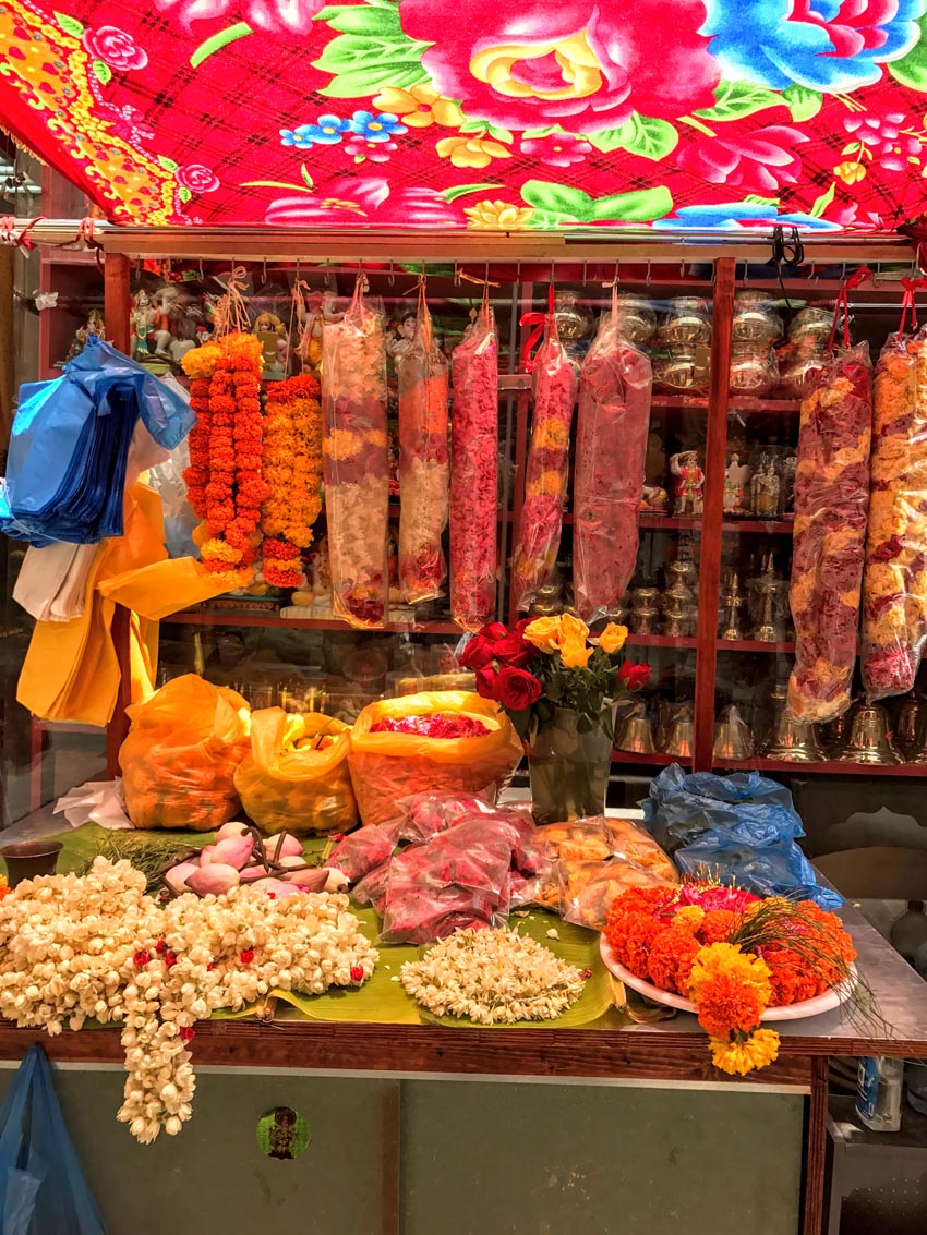 Flower shop near the temple alley in Bur Dubai