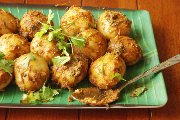 Kolkata style Spicy Aloor Dum 